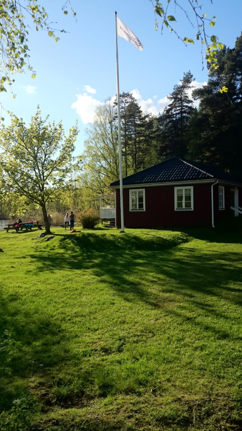 Somrig bild på kaffestugan på Solliden